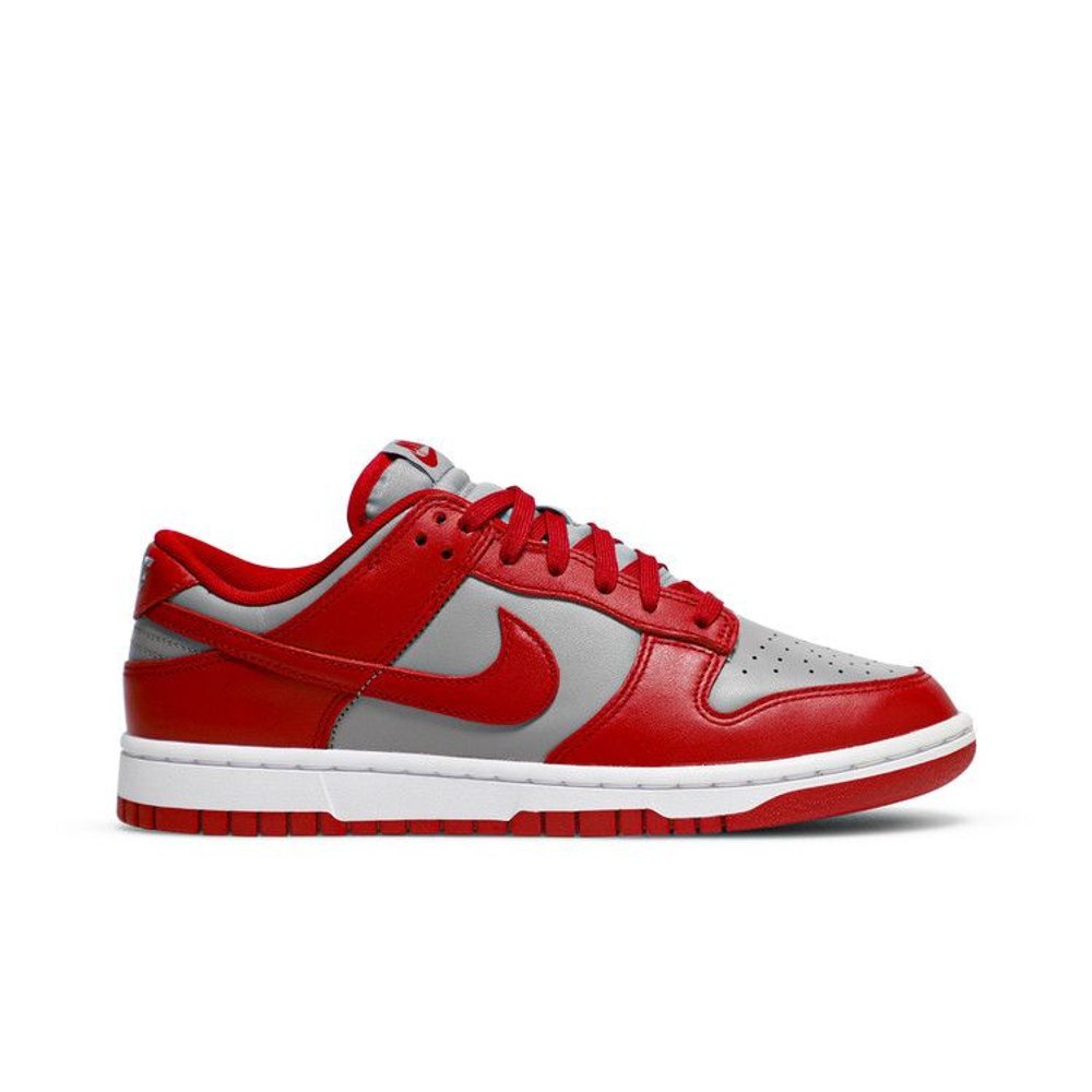 Nike Dunk Low Retro UNLV (2021) – boční pohled | Purekickz