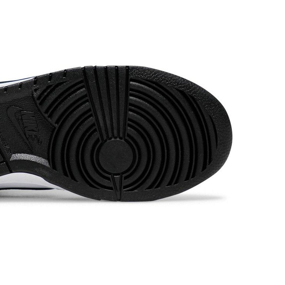 Nike Dunk Low Retro White Black Panda – pohled shora | Purekickz