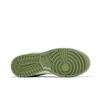 Nike Dunk Low Safari Oil Green (W) – zadní pohled | Purekickz
