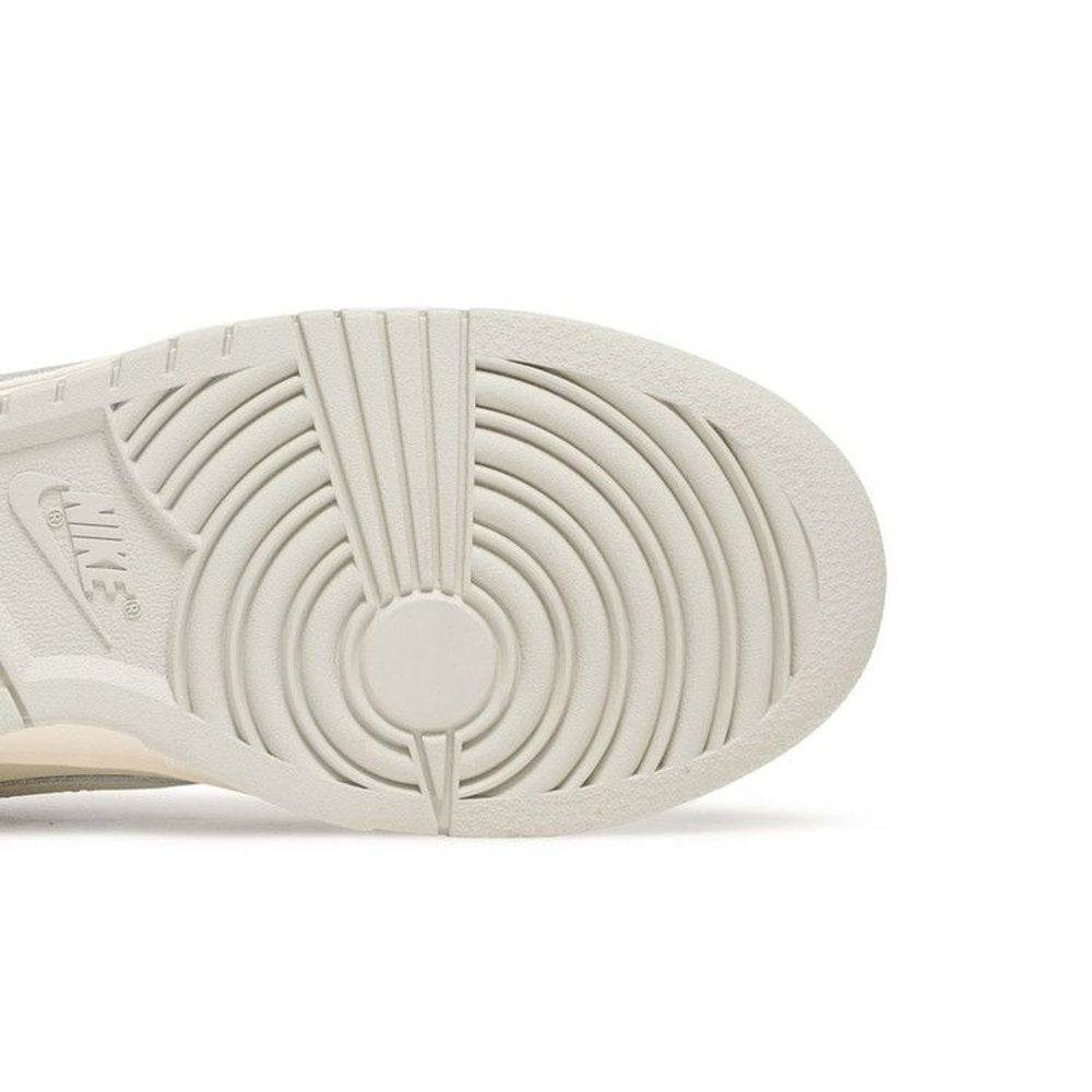 Nike Dunk Low Sail Light Bone – pohled shora | Purekickz