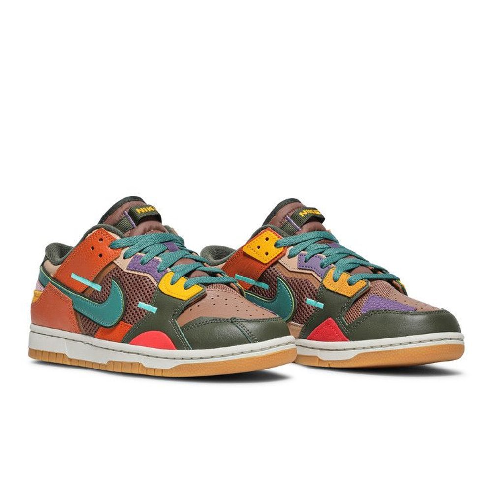 Nike Dunk Low Scrap Archeo Brown – lifestyle foto | Purekickz