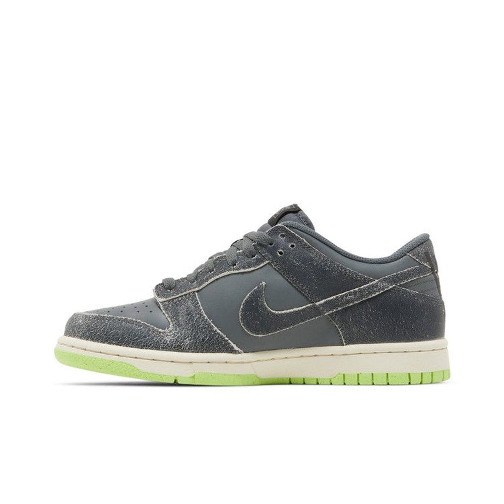 Nike Dunk Low SE Halloween Cauldron (GS)