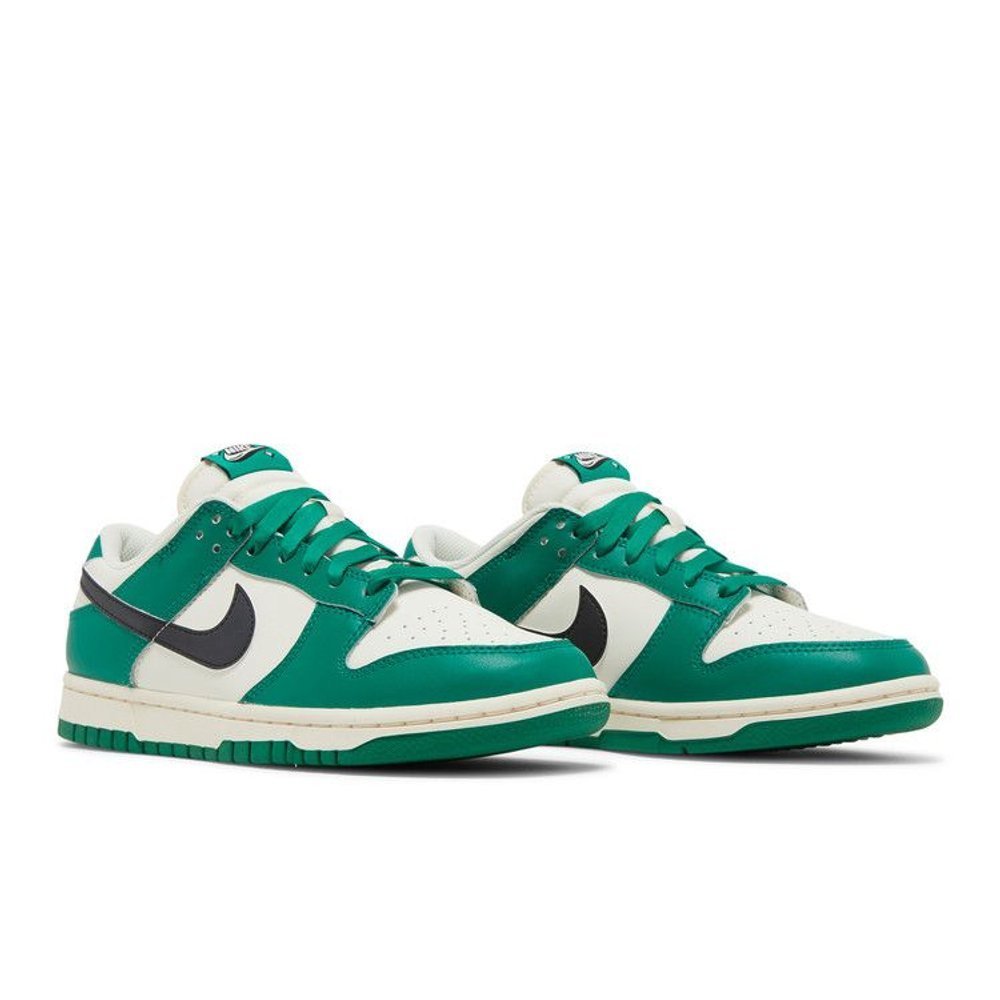 Nike Dunk Low SE Lottery Pack - Malachite – lifestyle foto | Purekickz