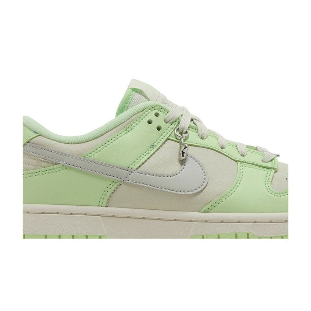 Nike Dunk Low SE Next Nature Sea Glass (Women's) – detail | Purekickz