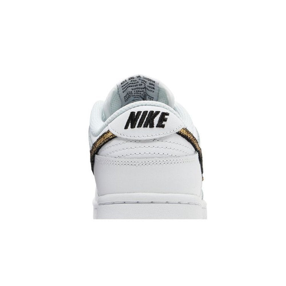 Nike Dunk Low SE Primal White (W) – detail materiálu | Purekickz