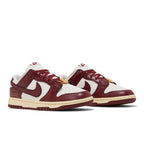 Nike Dunk Low SE Sisterhood Sail Team Red (W) – lifestyle foto | Purekickz