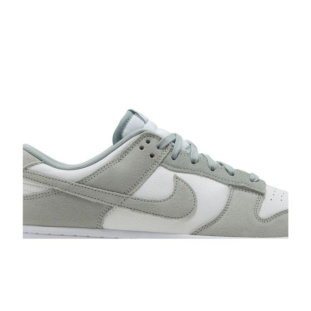 Nike Dunk Low SE White Light Pumice – detail | Purekickz