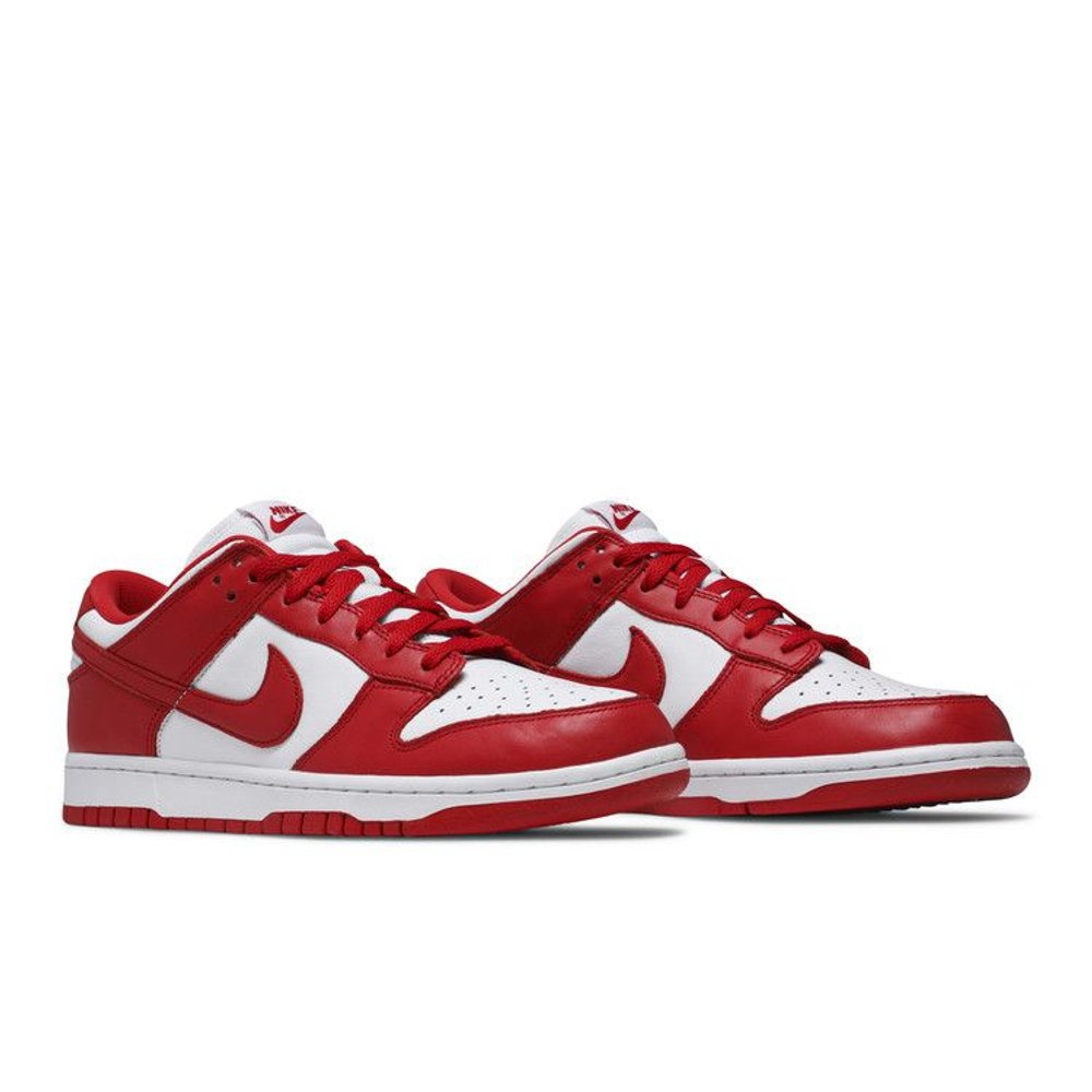 Nike Dunk Low SP St. John's (2020/2023) – lifestyle foto | Purekickz