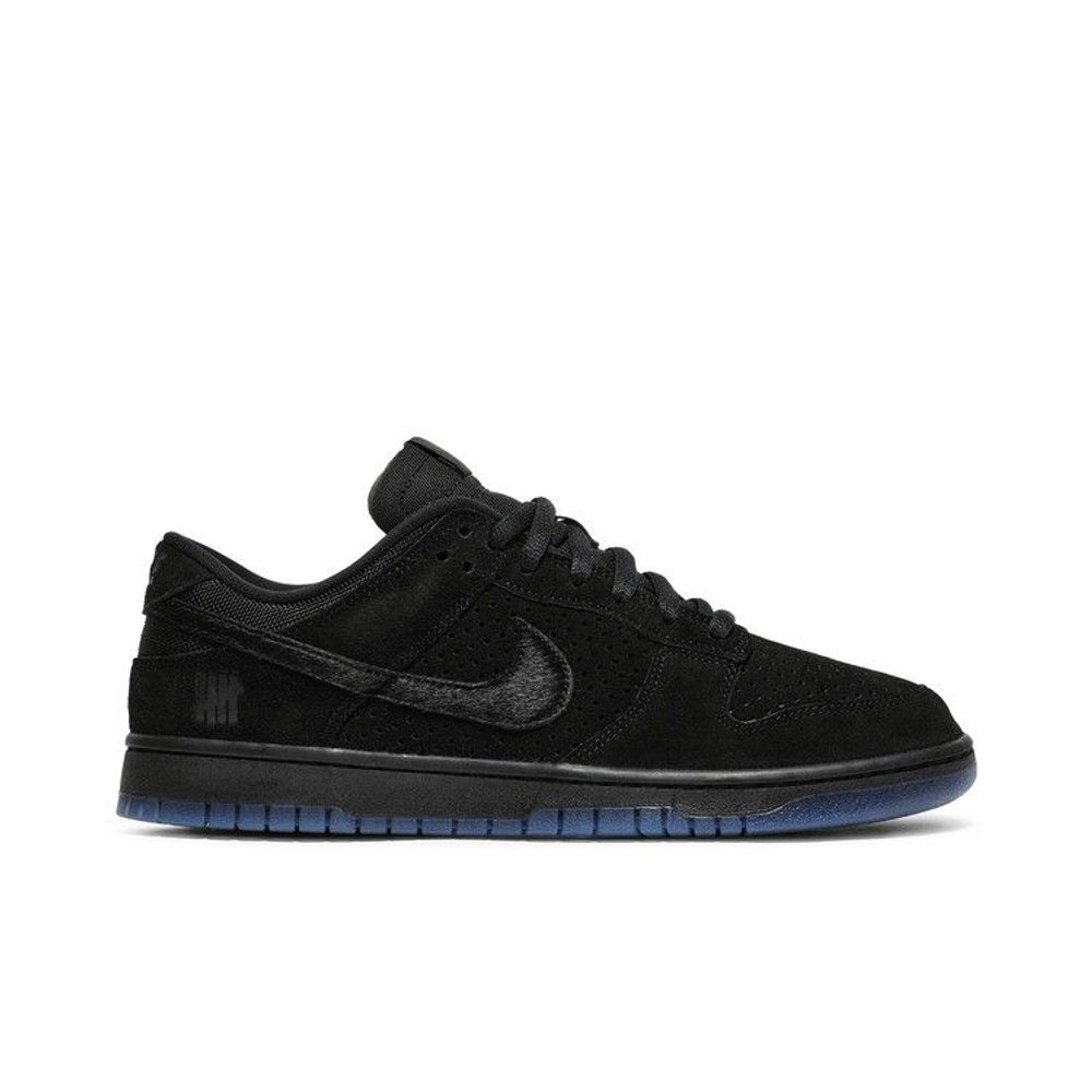 Nike Dunk Low SP Undefeated 5 On It Black – boční pohled | Purekickz