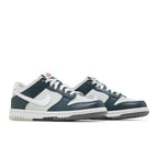 Nike Dunk Low Split Deep Jungle (GS) – lifestyle foto | Purekickz