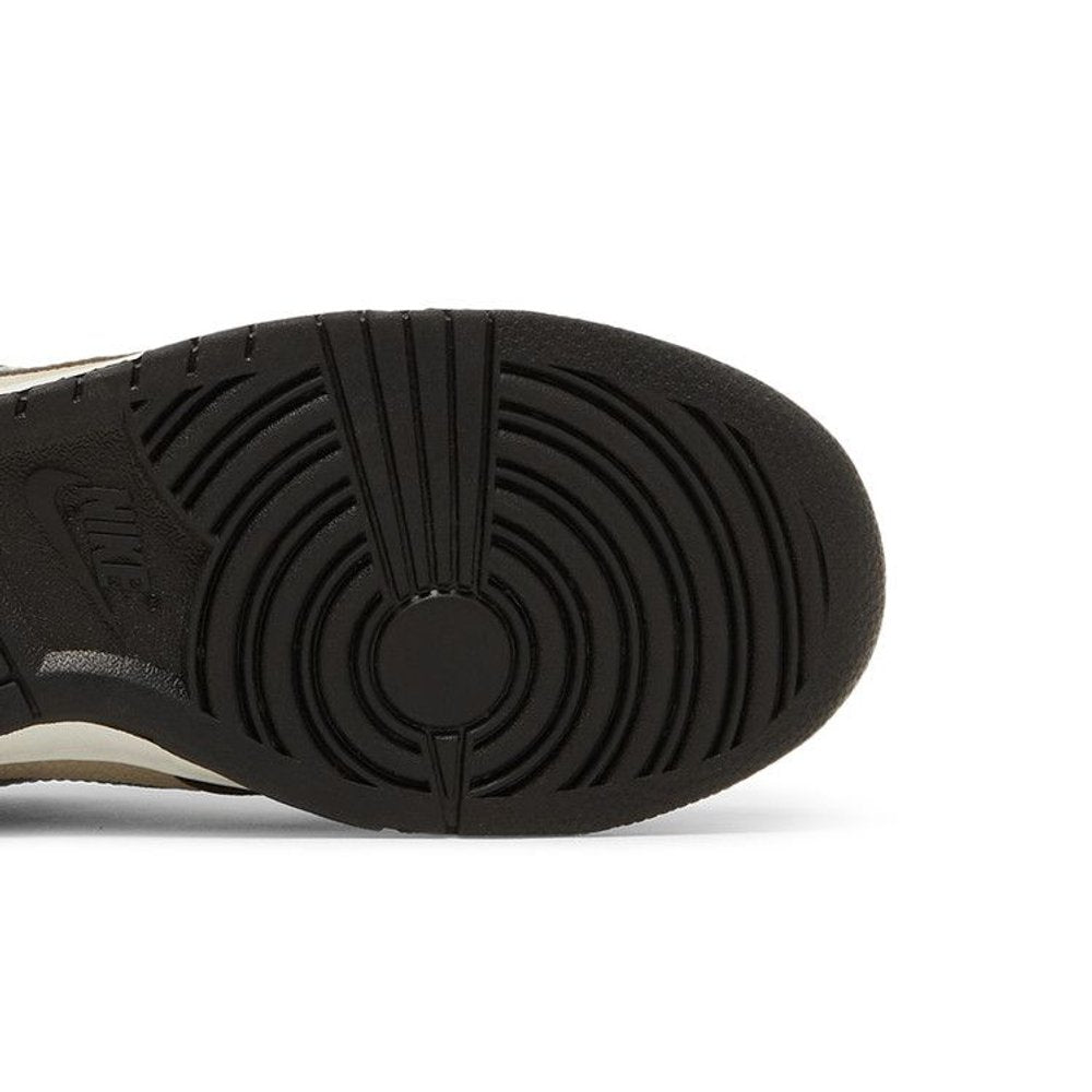 Nike Dunk Low Starry Laces (W) – pohled shora | Purekickz