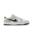 Nike Dunk Low Stencil Swoosh – boční pohled | Purekickz
