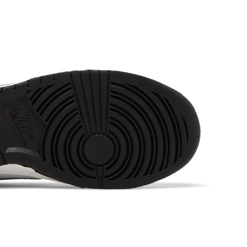 Nike Dunk Low Stencil Swoosh – pohled shora | Purekickz