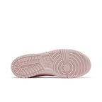Nike Dunk Low Triple Pink (GS) – zadní pohled | Purekickz