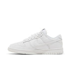 Nike Dunk Low Triple White (2021) (W) – hlavní pohled | Purekickz