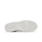 Nike Dunk Low Triple White (2021) (W) – zadní pohled | Purekickz