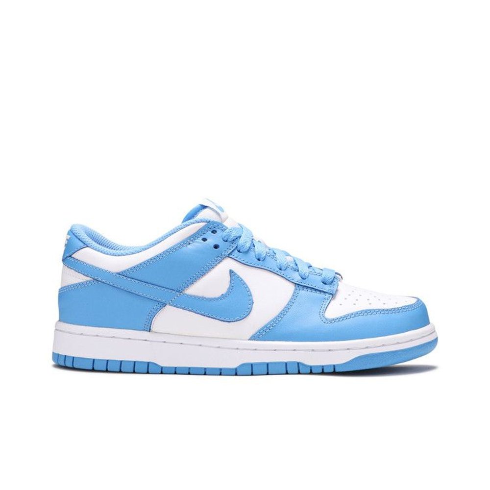 Nike Dunk Low UNC (GS) – boční pohled | Purekickz