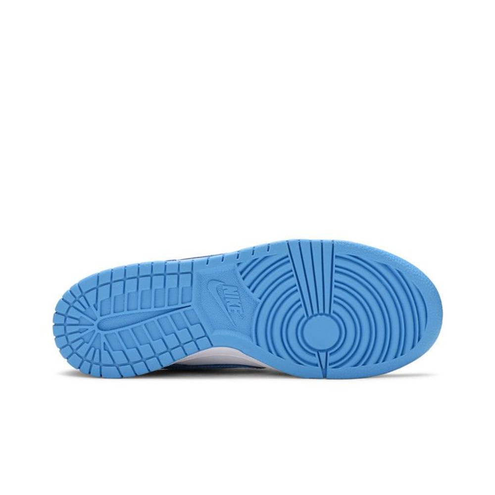 Nike Dunk Low UNC (GS) – zadní pohled | Purekickz