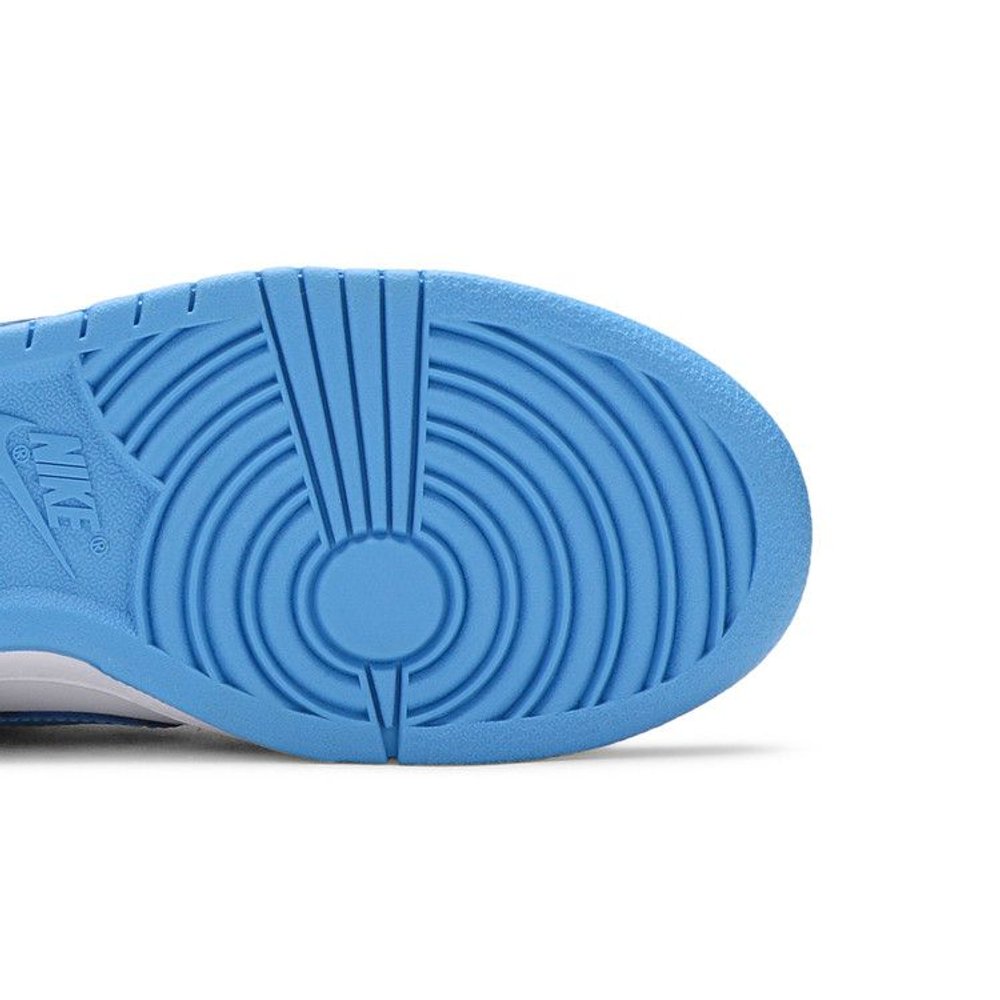 Nike Dunk Low UNC (GS) – pohled shora | Purekickz