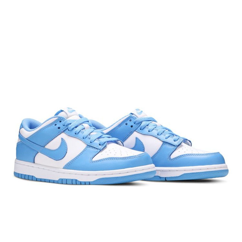 Nike Dunk Low UNC (GS) – lifestyle foto | Purekickz