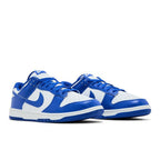 Nike Dunk Low White Hyper Royal (2025) – lifestyle foto | Purekickz