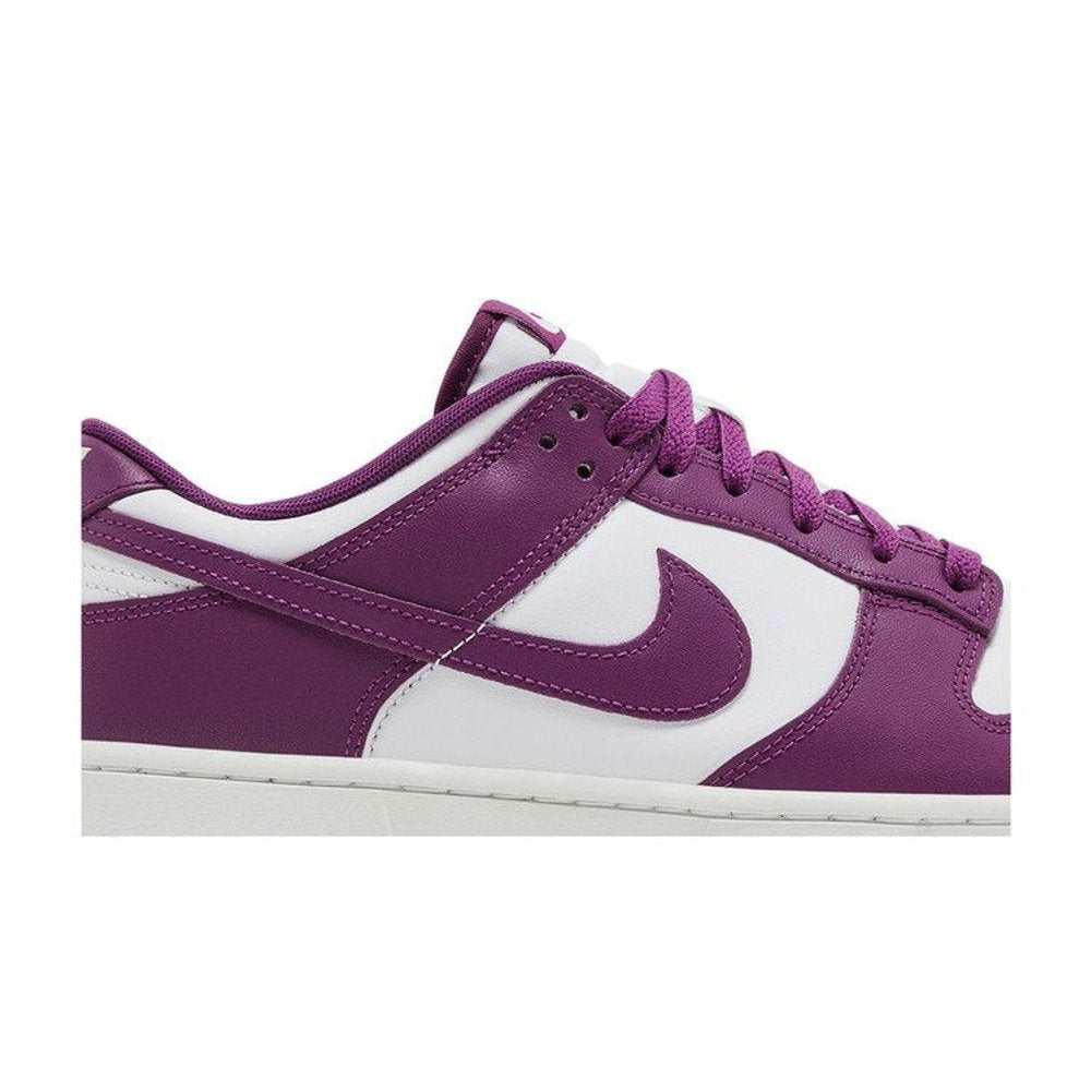 Nike Dunk Low White Viotech – detail | Purekickz