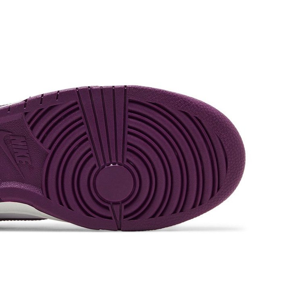 Nike Dunk Low White Viotech – pohled shora | Purekickz