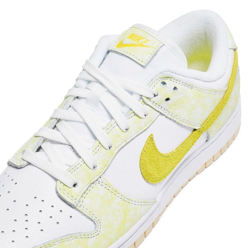 Nike Dunk Low Yellow Strike