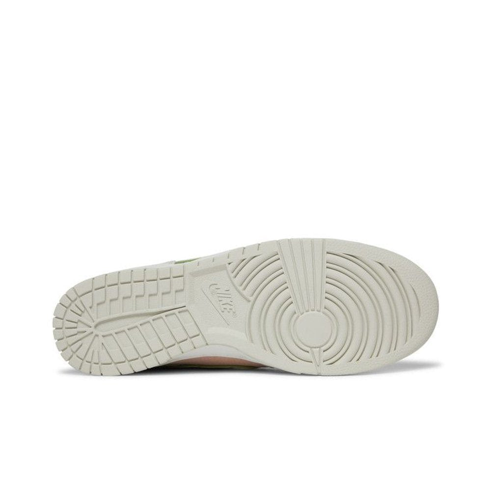 Nike Dunk Scrap SE Grey Haze Oil Green