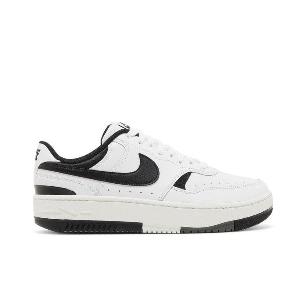 Nike Gamma Force White Black (W) – boční pohled | Purekickz