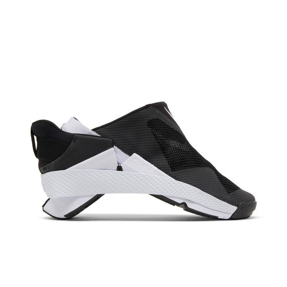 Nike Go FlyEase Black White (W) – pohled 9 | Purekickz