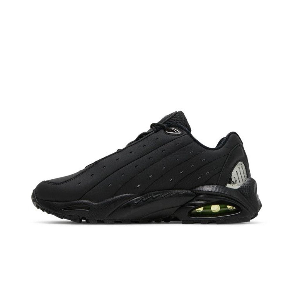 Nike Hot Step Air Terra Drake NOCTA Triple Black – hlavní pohled | Purekickz