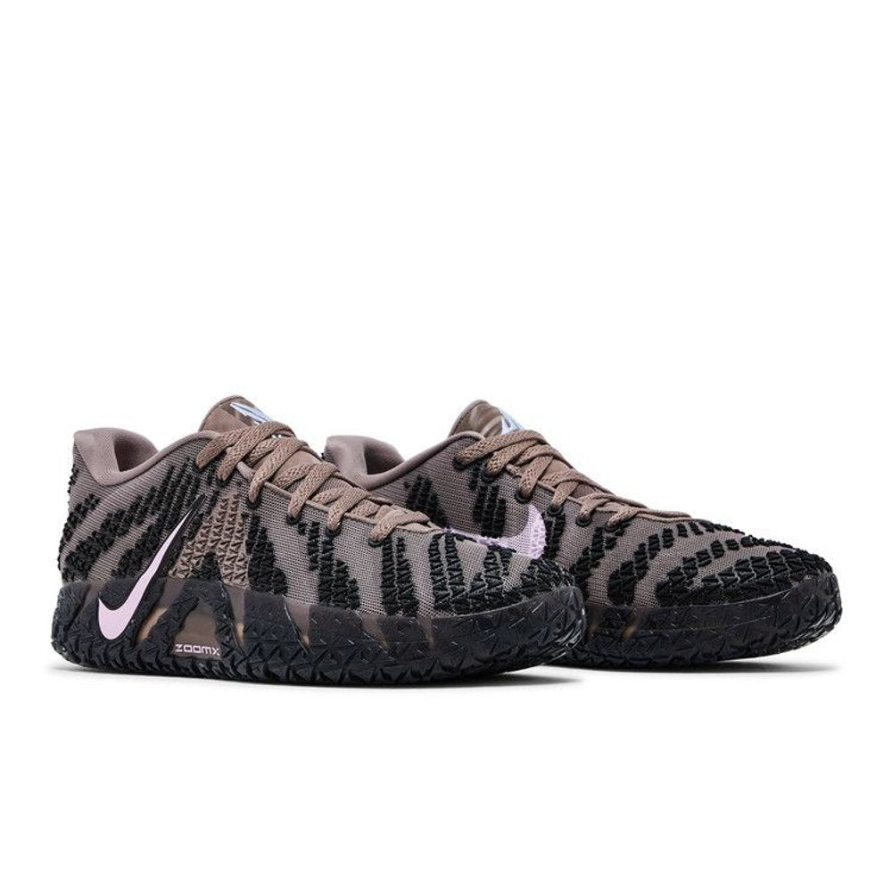 Nike Ja 3 Showstopper – lifestyle foto | Purekickz