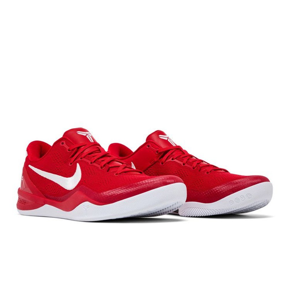 Nike Kobe 8 Protro University Red – lifestyle foto | Purekickz