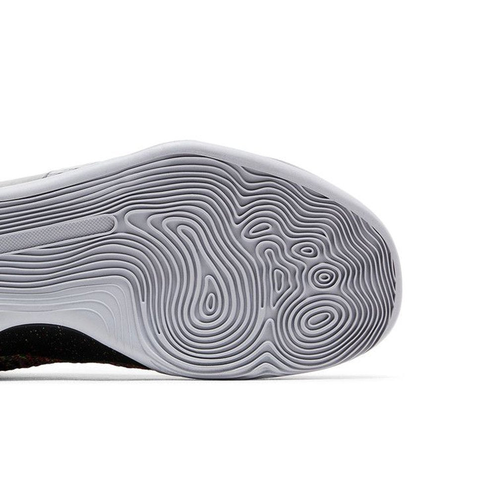 Nike Kobe 9 Elite Protro Masterpiece (2025) – pohled shora | Purekickz