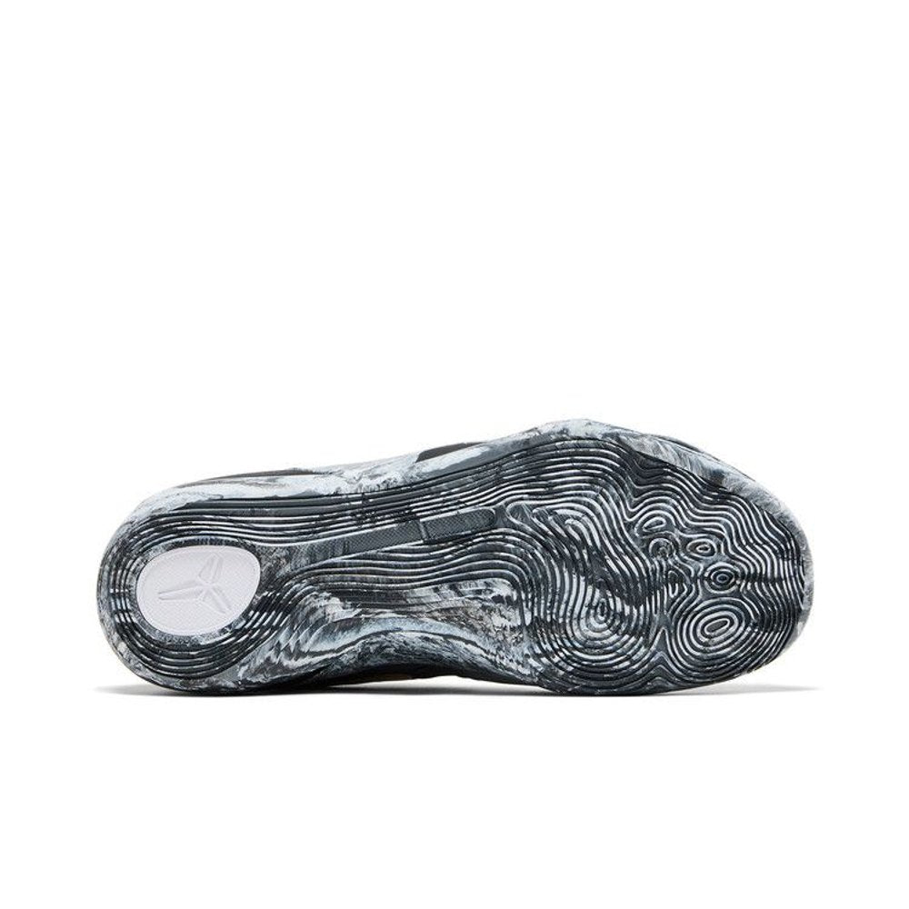 Nike Kobe 9 EM Low Protro Mambacita – zadní pohled | Purekickz