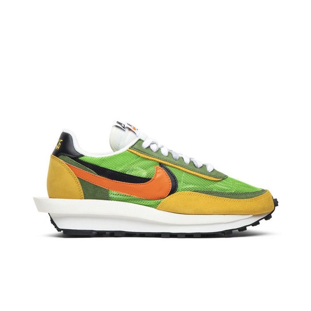 Nike LD Waffle sacai Green Gusto – boční pohled | Purekickz