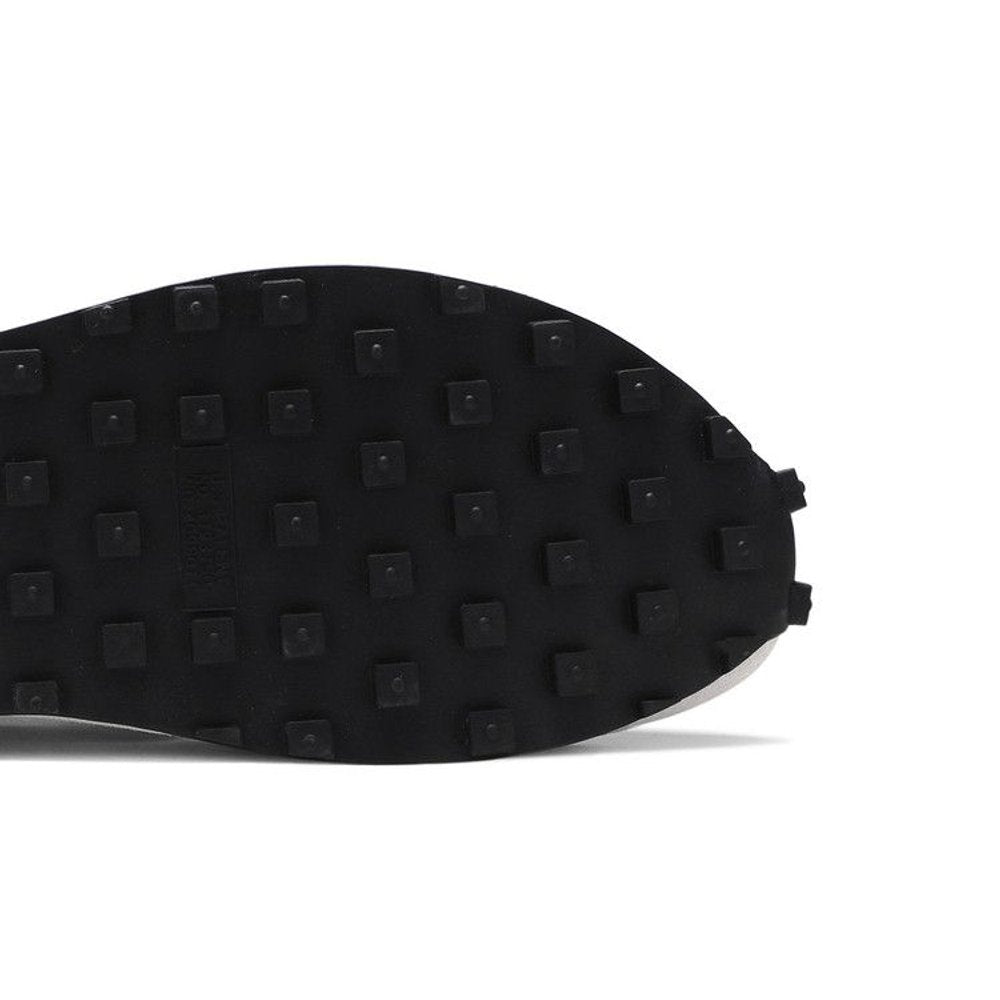 Nike LD Waffle sacai Summit White – pohled shora | Purekickz