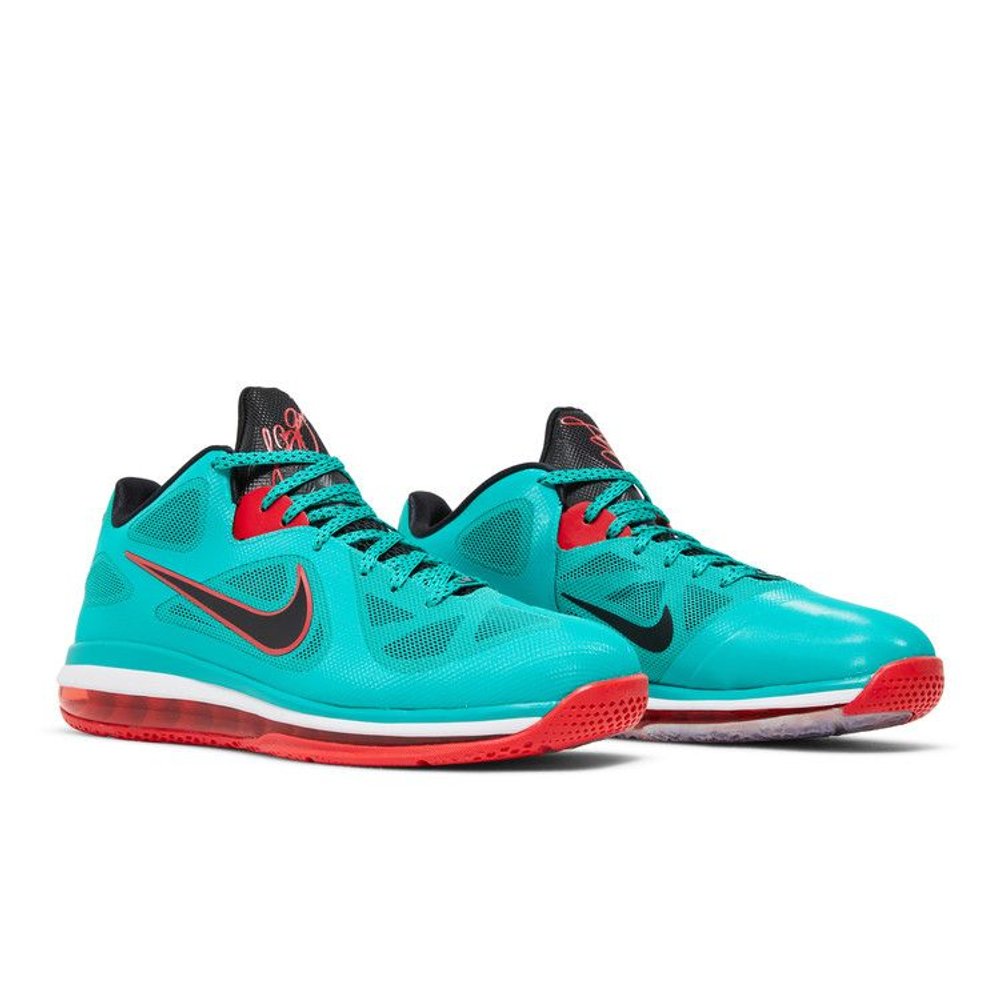 Nike LeBron 9 Low Reverse Liverpool – lifestyle foto | Purekickz