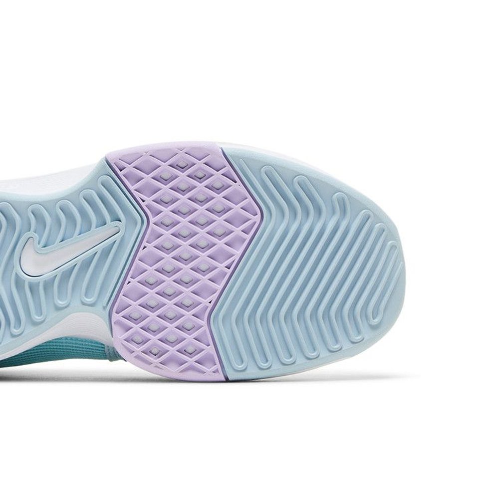 Nike LeBron Witness 8 'Easter' – pohled shora | Purekickz