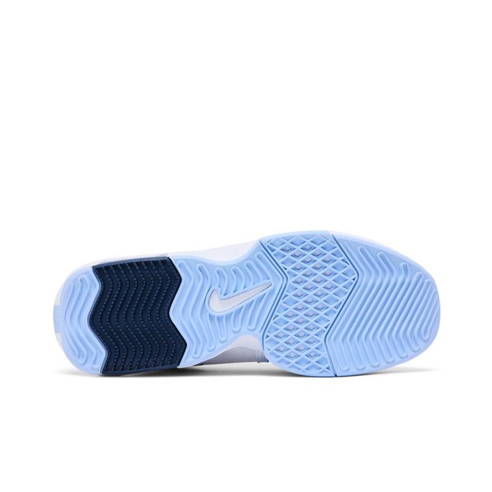 Nike LeBron Witness 8 UNC