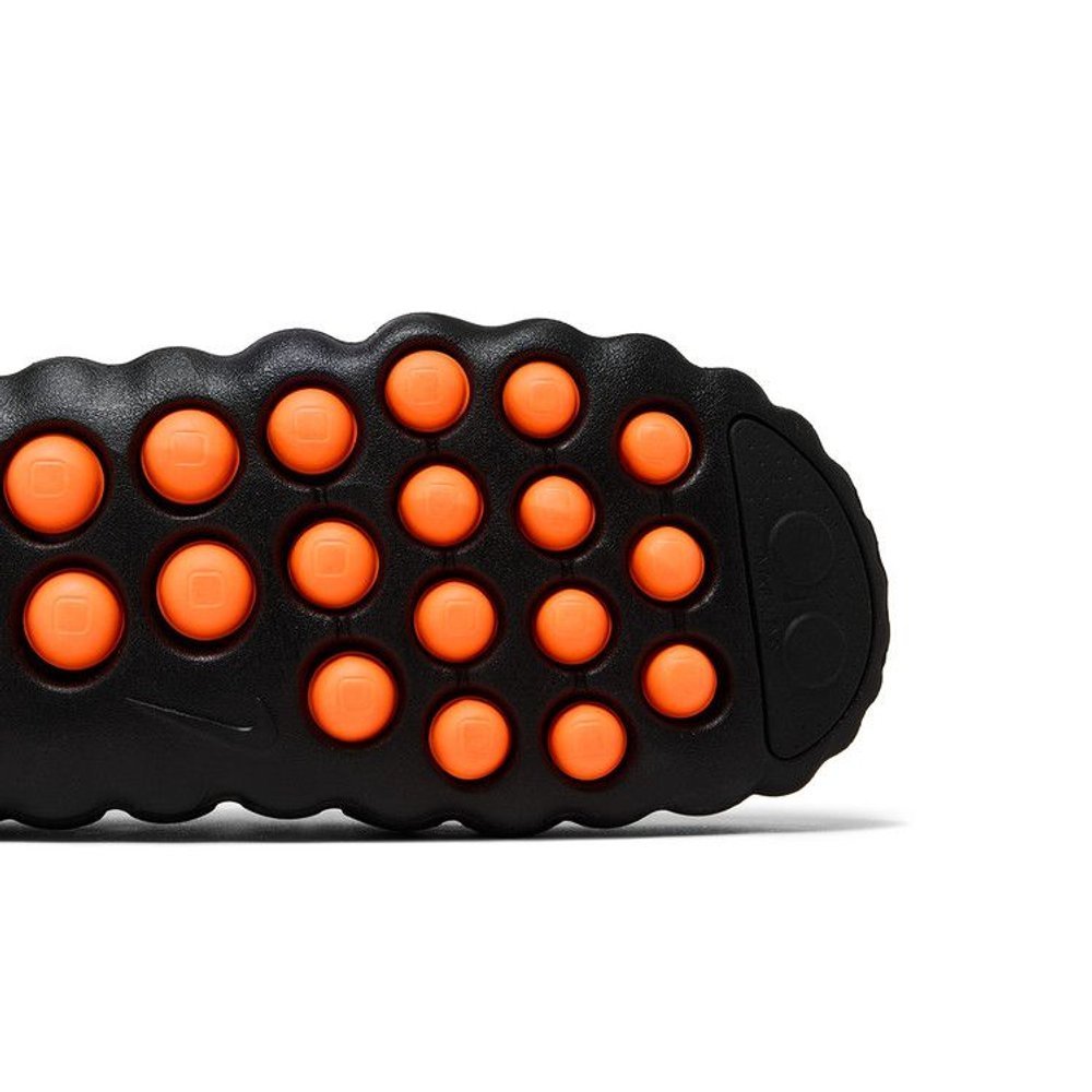 Nike Mind 001 Slide Black Chrome (W) – pohled shora | Purekickz