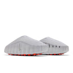 Nike Mind 001 Slide Light Smoke Grey (W) – lifestyle foto | Purekickz