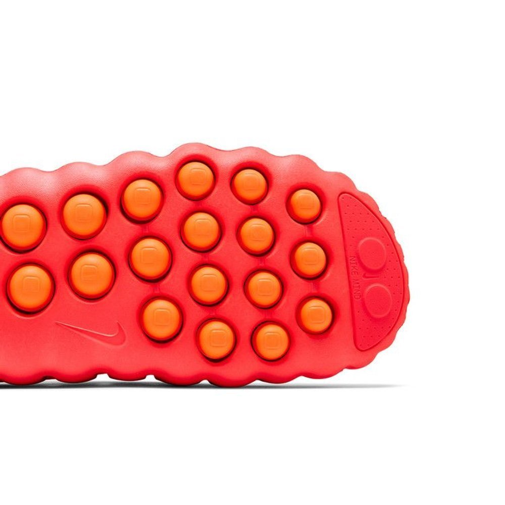 Nike Mind 001 Slide Solar Red – pohled shora | Purekickz