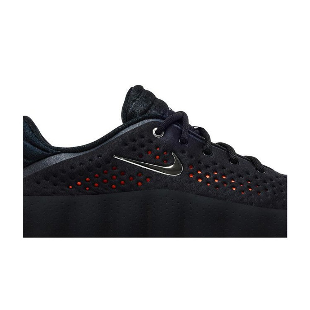 Nike Mind 002 Black Hyper Crimson – detail | Purekickz