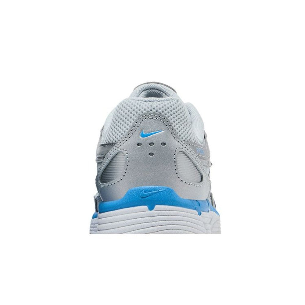 Nike P-6000 Metallic Platinum Pure Platinum Metallic Silver University Blue – detail materiálu | Purekickz