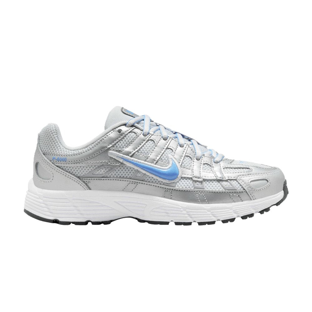 Nike P-6000 Metallic Platinum University Blue (GS) – hlavní pohled | Purekickz