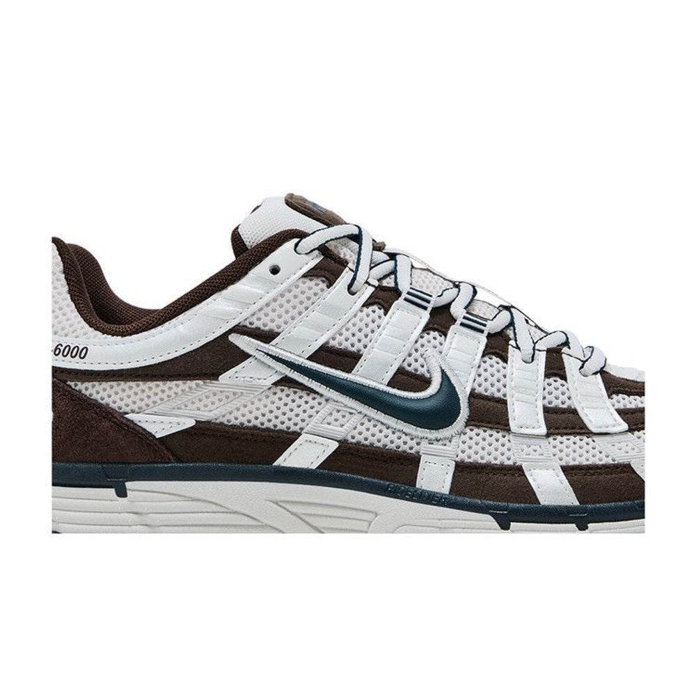 Nike P-6000 Phantom Baroque Brown Metallic Summit White Armory Navy (W) – detail | Purekickz