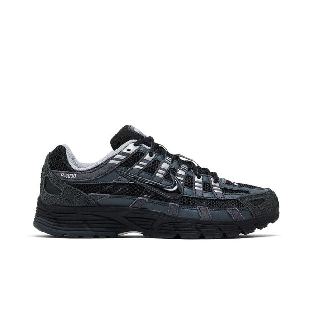 Nike P-6000 Suede Anthracite Metallic Silver – boční pohled | Purekickz