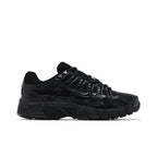 Nike P-6000 Triple Black (W) – boční pohled | Purekickz